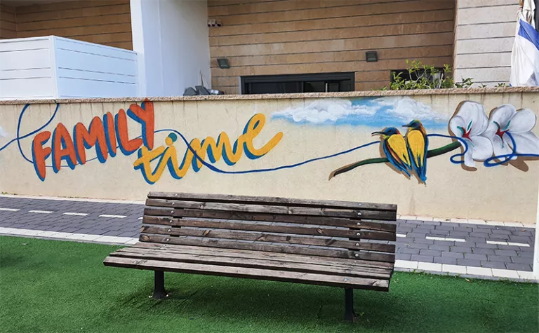 ציורי גרפיטי, אורבנסטייל, ציורי קיר,ציורי קיר לעסקים, גרפיטי, גרפיטי ישראל, גרפיטי לחברה, ציור קיר, ציור קיר לחברה, אמנות על קיר, אמנות רחוב, אמנות רחוב ישראל, אמן גרפיטי, אומנות גרפיטי, גרפיטי בישראל, אורבנסטייל, ציור קיר, ציורי קיר, גרפיטי, גרפיטי תל אביב, ציור על בניין, גרפיטי על בניין, graffiti tel aviv, street art tel aviv, mural tel aviv, painting tel aviv, tel aviv, artist tel aviv, street art artist, urbanstyle